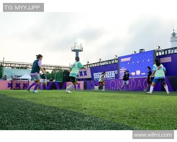 明星跨界结识绿茵巨星展现娱乐与足球激情交融瞬间