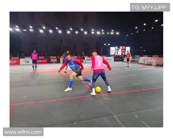 足球球星童年生活揭秘：从街头踢球到世界舞台的成长历程