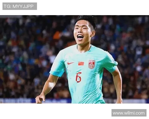 中国足球无名球星崛起：从默默无闻到闪耀赛场的成长之路